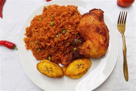 Jollof Rice, Chicken And plantain Combo