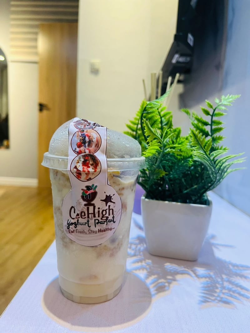 CeeHigh Yoghurt Parfait