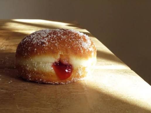 Jam Doughnut 