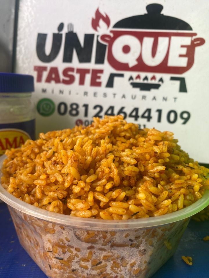 Jollof rice 