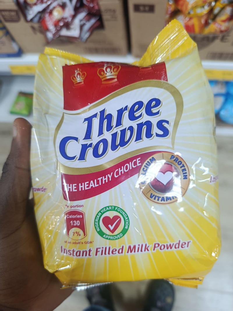 Three crowns powdered milk 320g